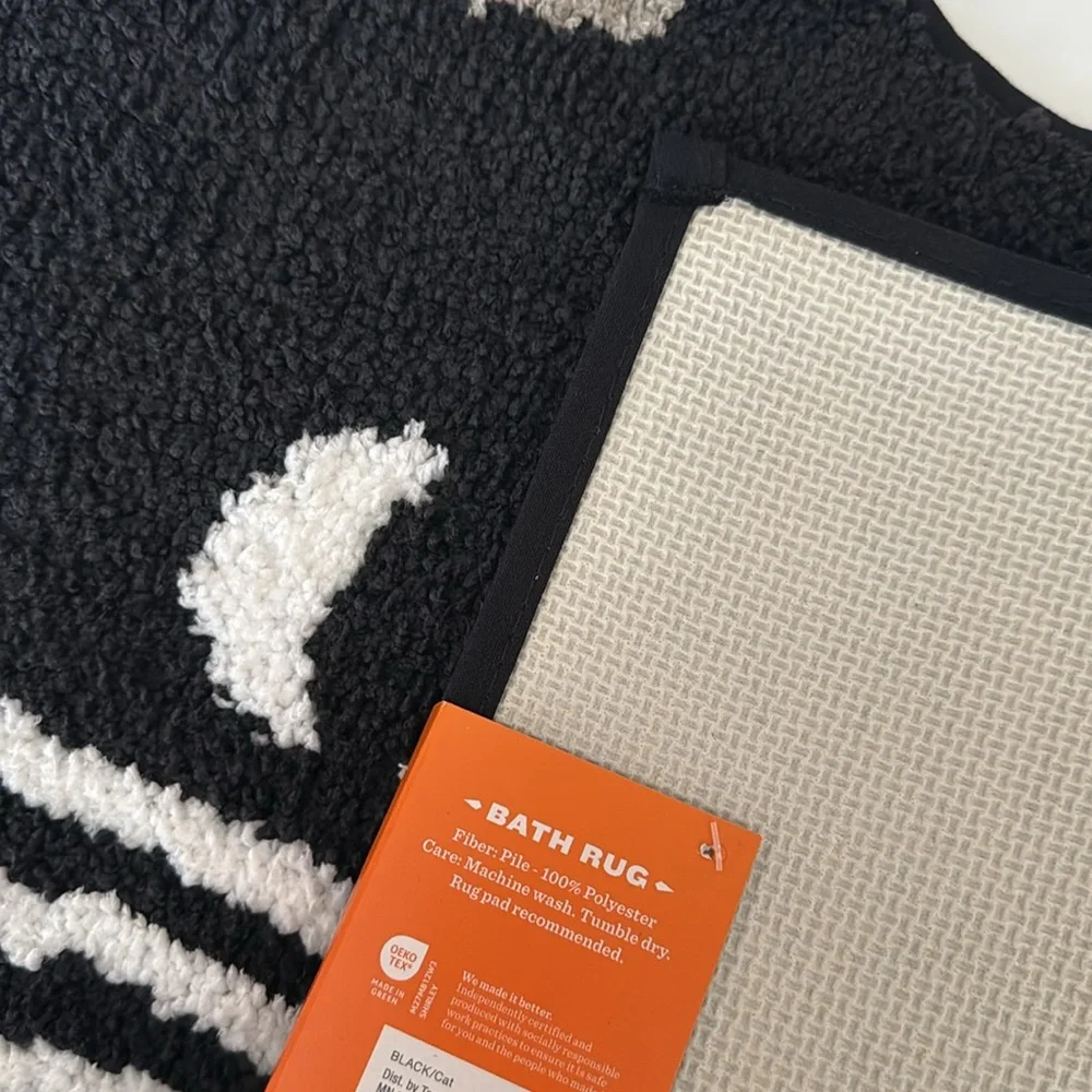 Black Cat Bath Rug